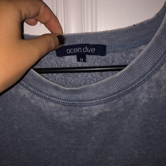 Distressed crew neck lightweight sweatshirt - Picture 3 of 5